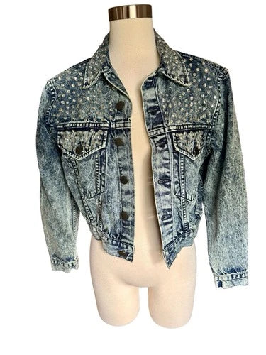 Alice + Olivia Chloe Rhinestone Studded Denim Jacket Sz Small NWT 80’s Stonewash